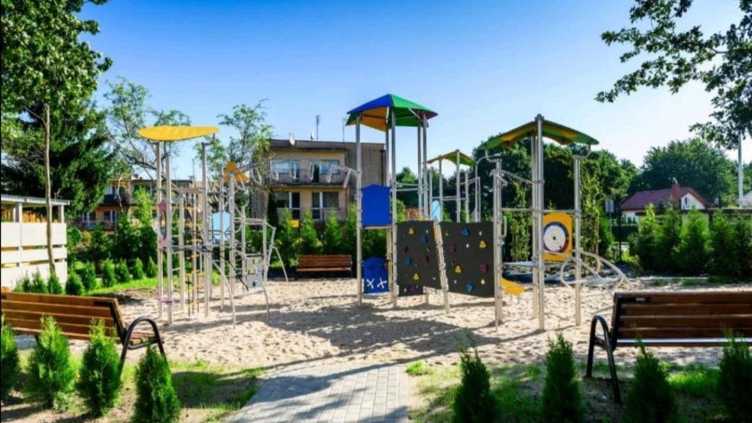 Polanki Park u Marty - Basen Apartment Kolobrzeg Bagian luar foto
