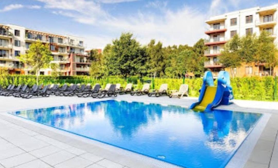 Polanki Park u Marty - Basen Apartment Kolobrzeg Bagian luar foto