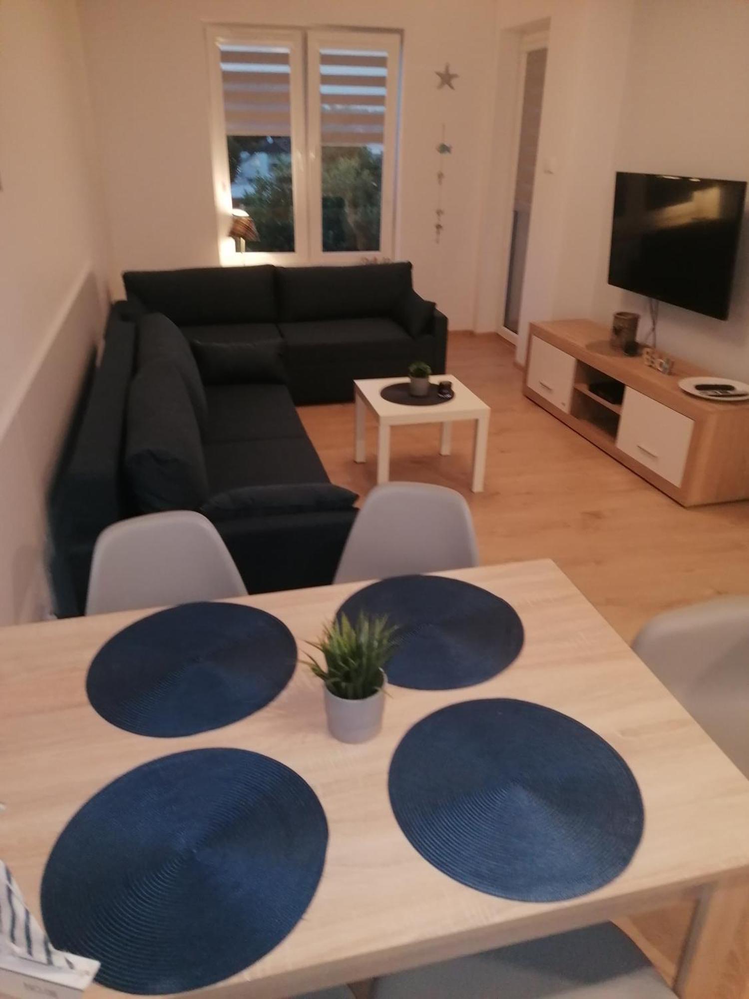 Polanki Park u Marty - Basen Apartment Kolobrzeg Bagian luar foto