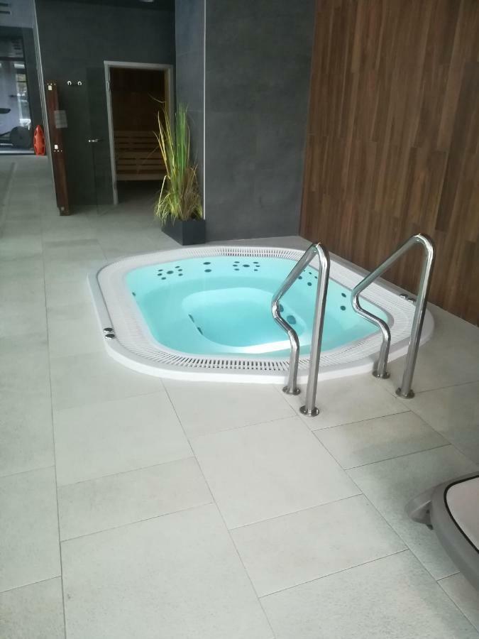 Polanki Park u Marty - Basen Apartment Kolobrzeg Bagian luar foto